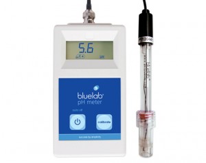 blue lab pH-meter